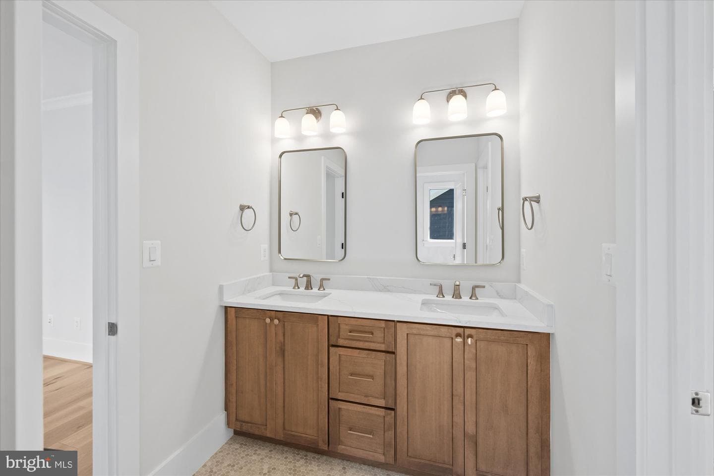 6547 Orland Street photo 72