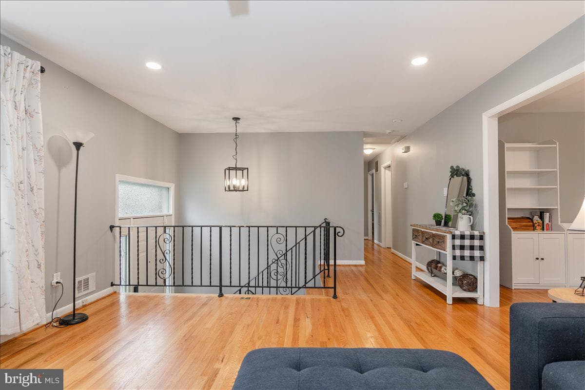 3428 Ramsgate Terrace photo 6