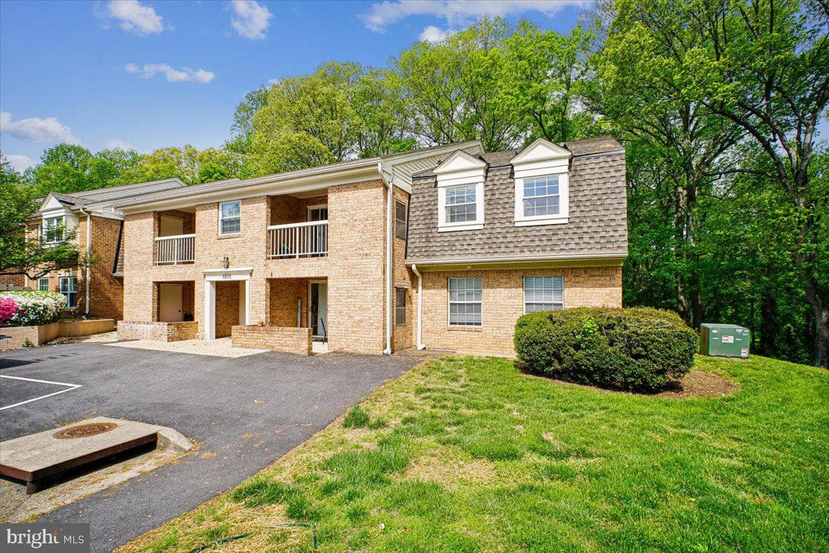 5800 Cove Landing Road #304
