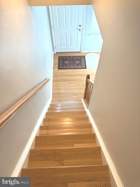 2550 James Madison Circle photo 15