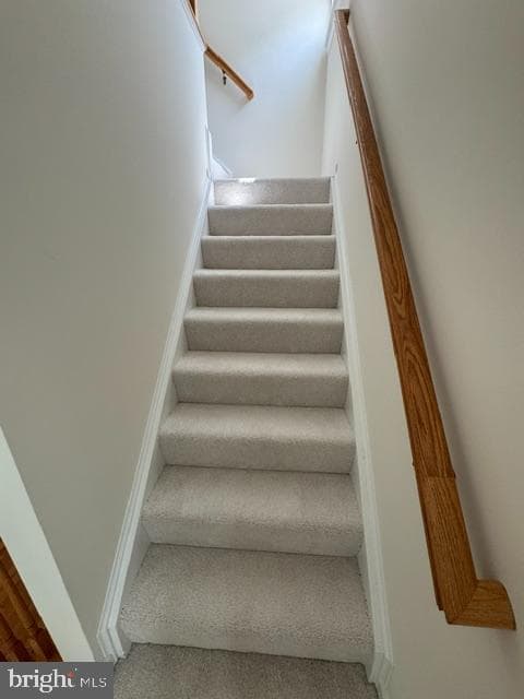 2550 James Madison Circle photo 16