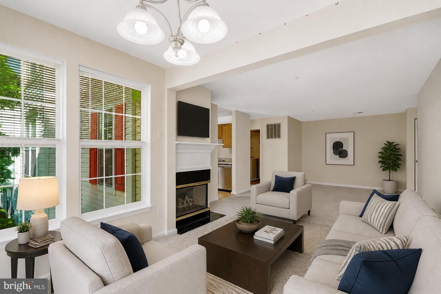 7530-E Coxton Court #113 photo 6