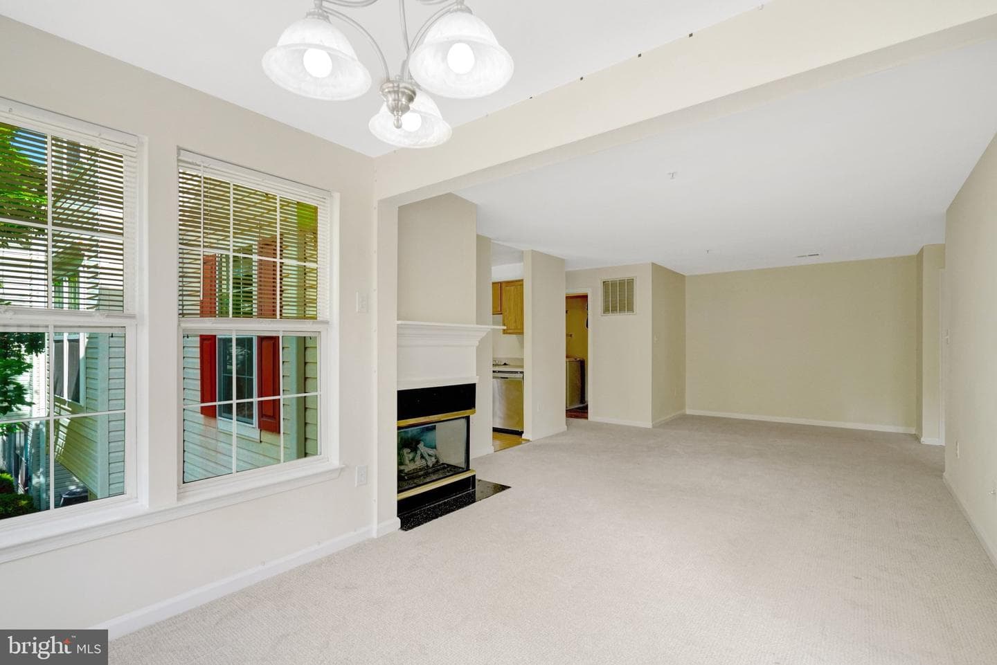 7530-E Coxton Court #113 photo 7
