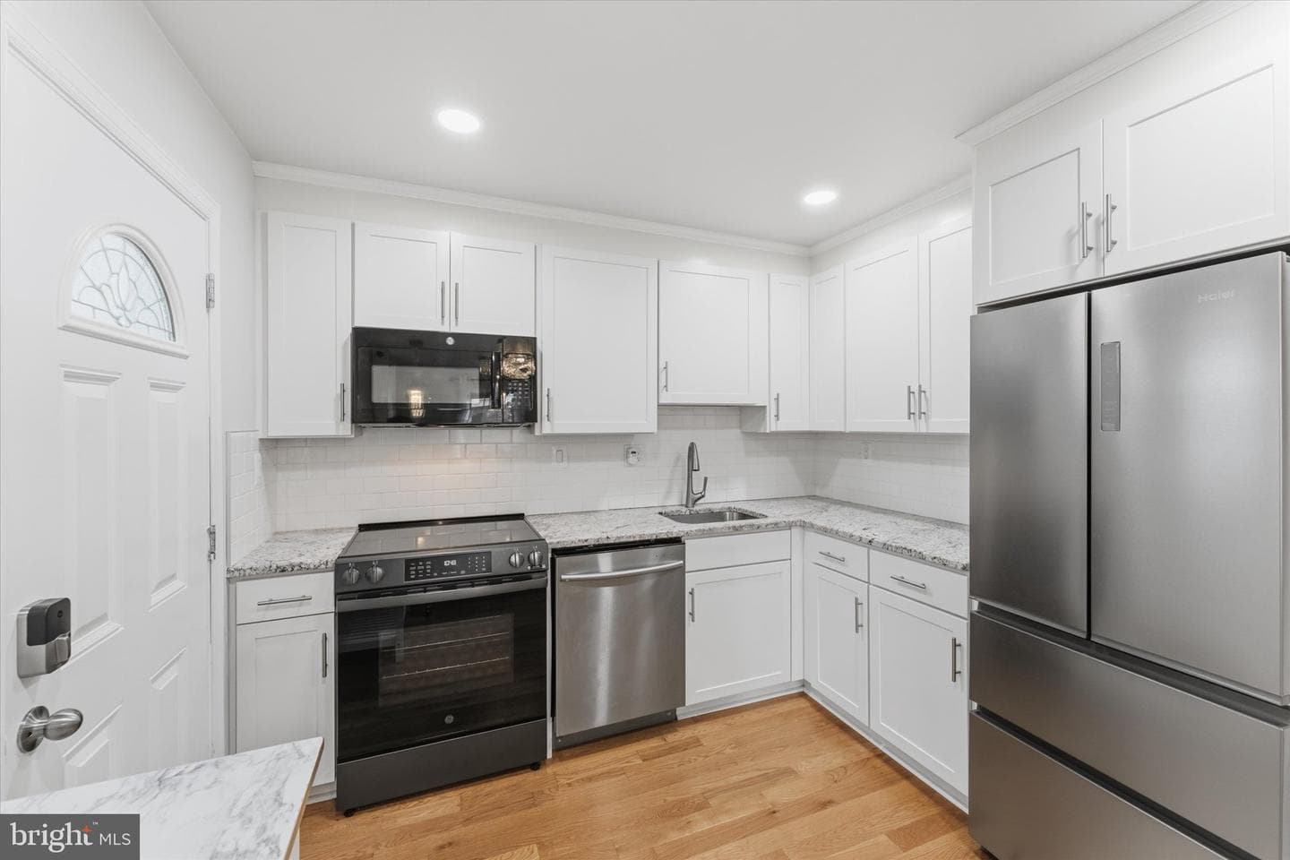 6014 Ticonderoga Court photo 7