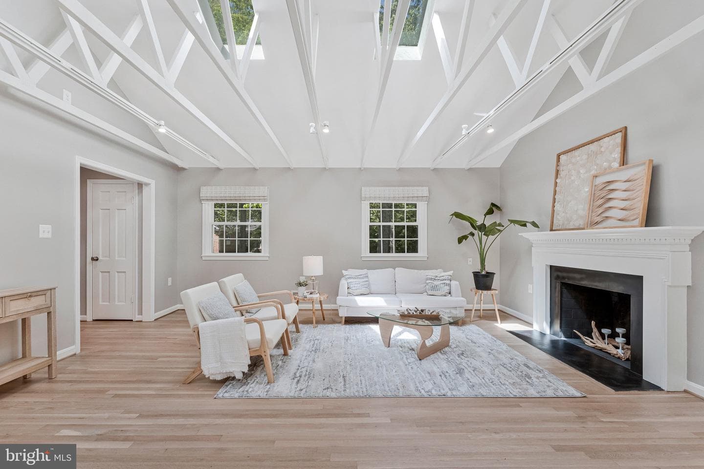 12121 Stirrup Road photo 8