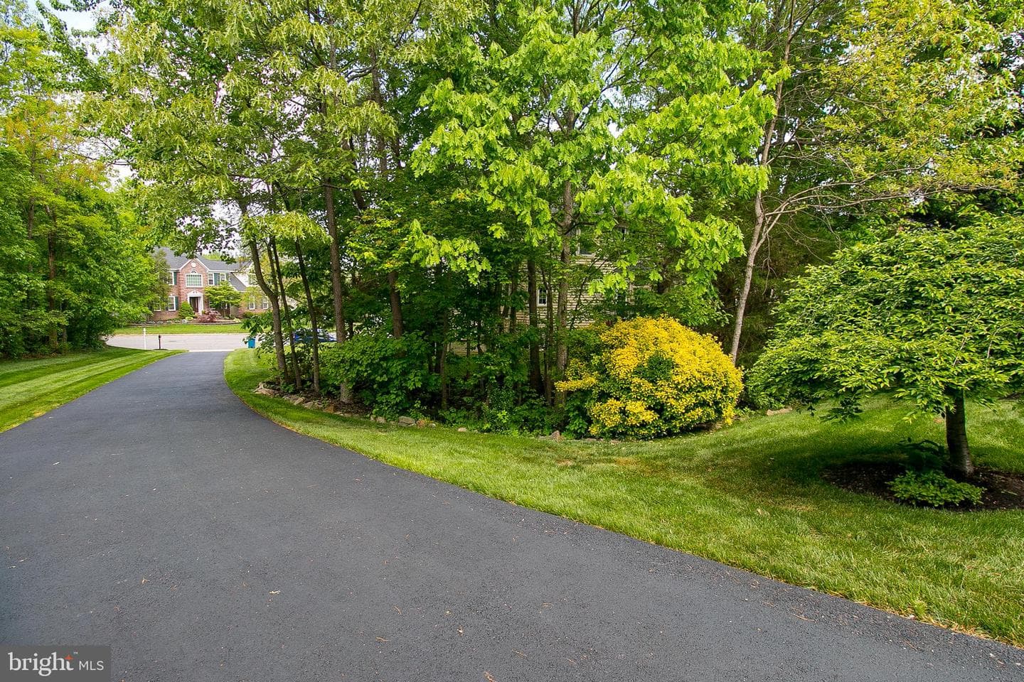 5503 Willow Valley Road photo 3