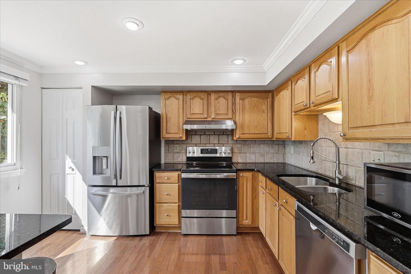 6352 Bonham Place photo 8