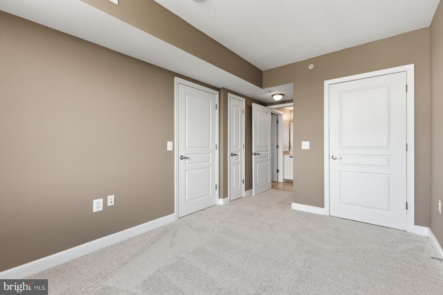 2451 Midtown Avenue #1520 photo 17