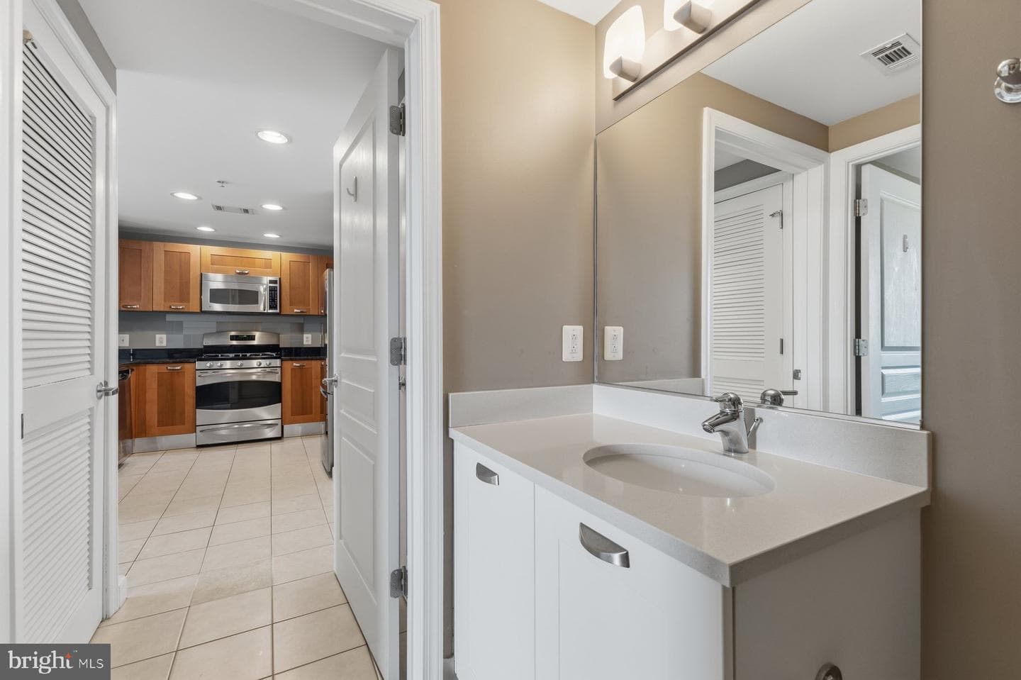2451 Midtown Avenue #1520 photo 20