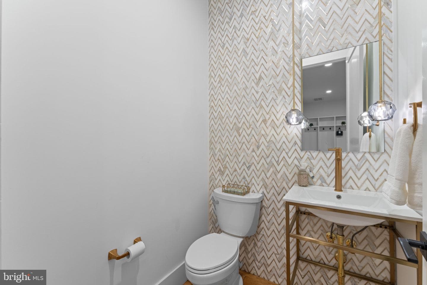 608 Walker Road photo 14