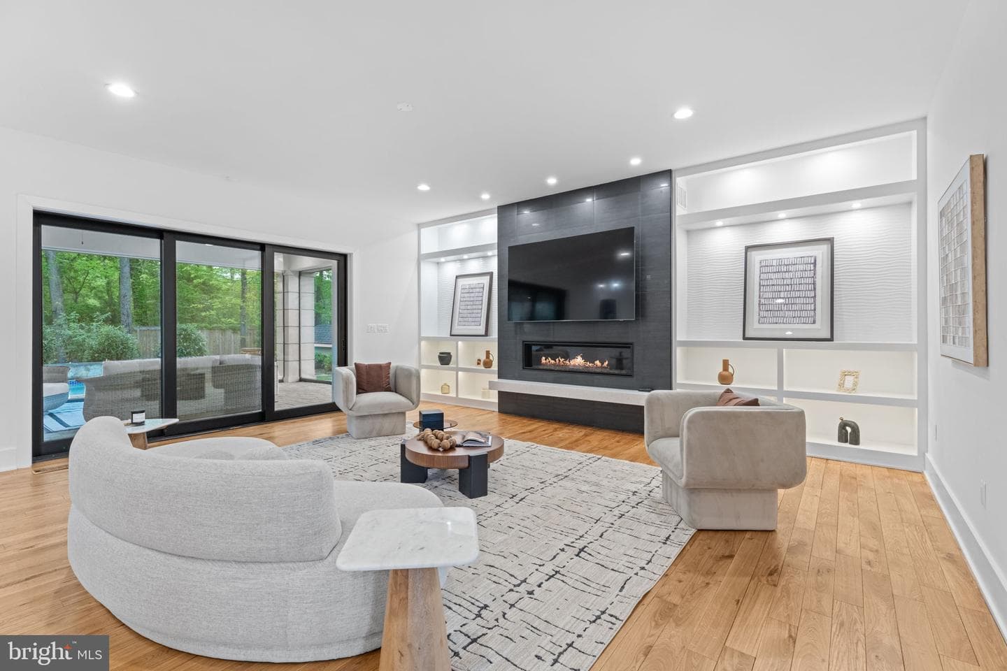608 Walker Road photo 3