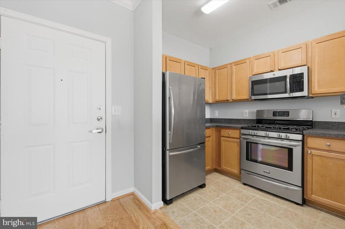12000 Market Street #386 photo 20