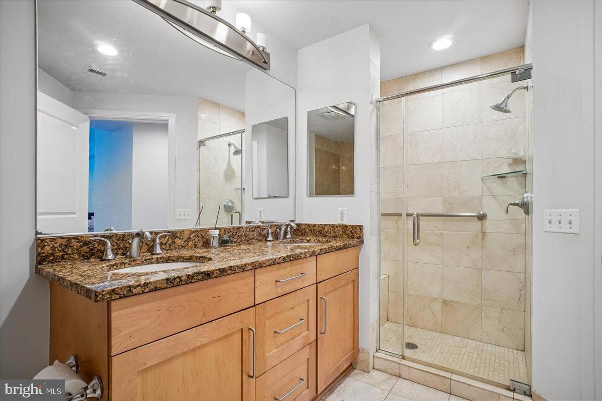 8220 Crestwood Heights Drive #301 photo 14