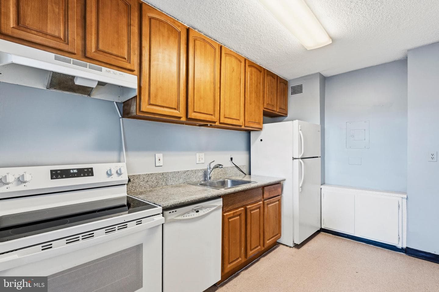 2059 Huntington Avenue #311 photo 3