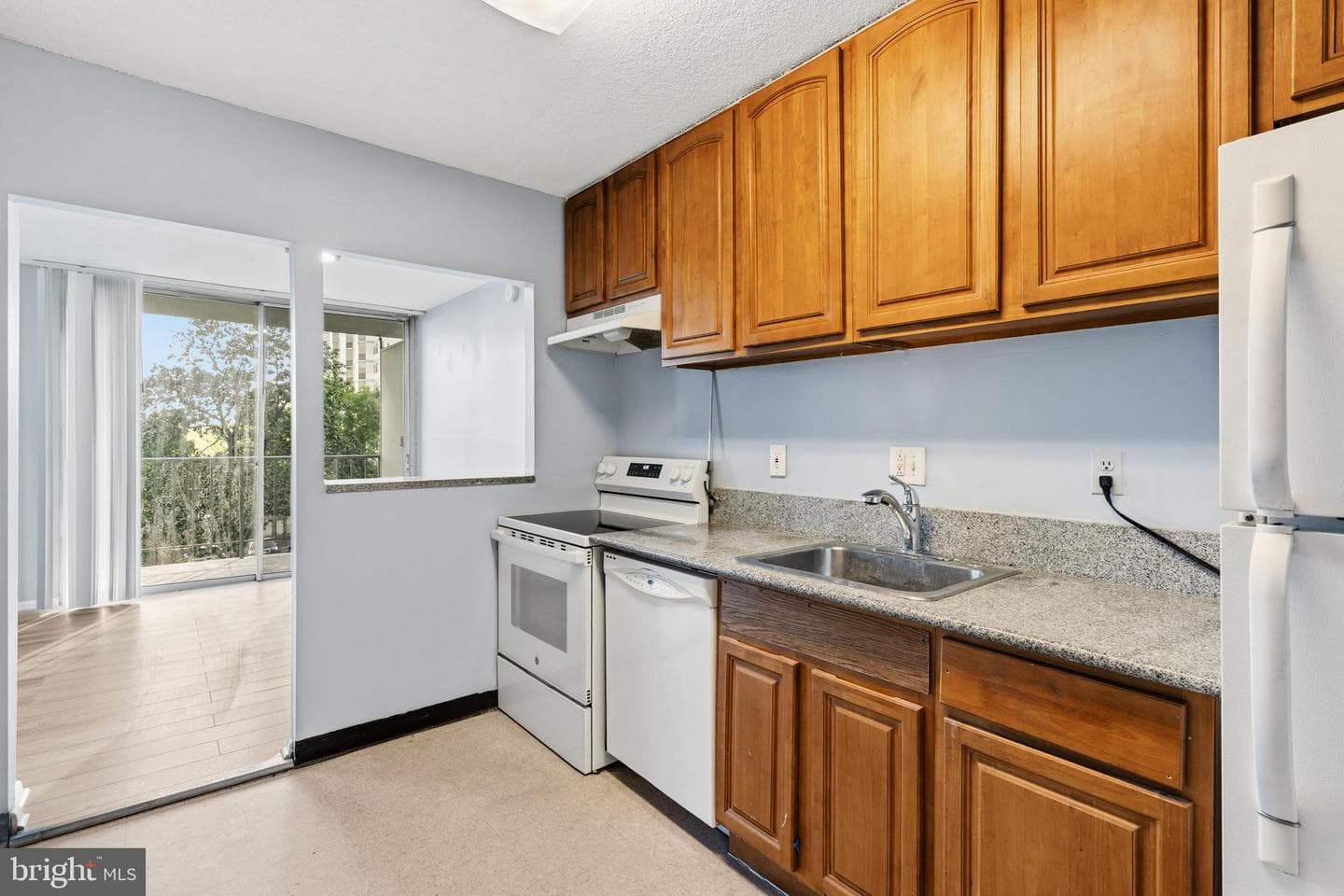 2059 Huntington Avenue #311 photo 4