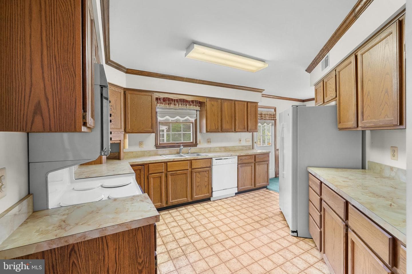 3342 Fern Hollow Place photo 4