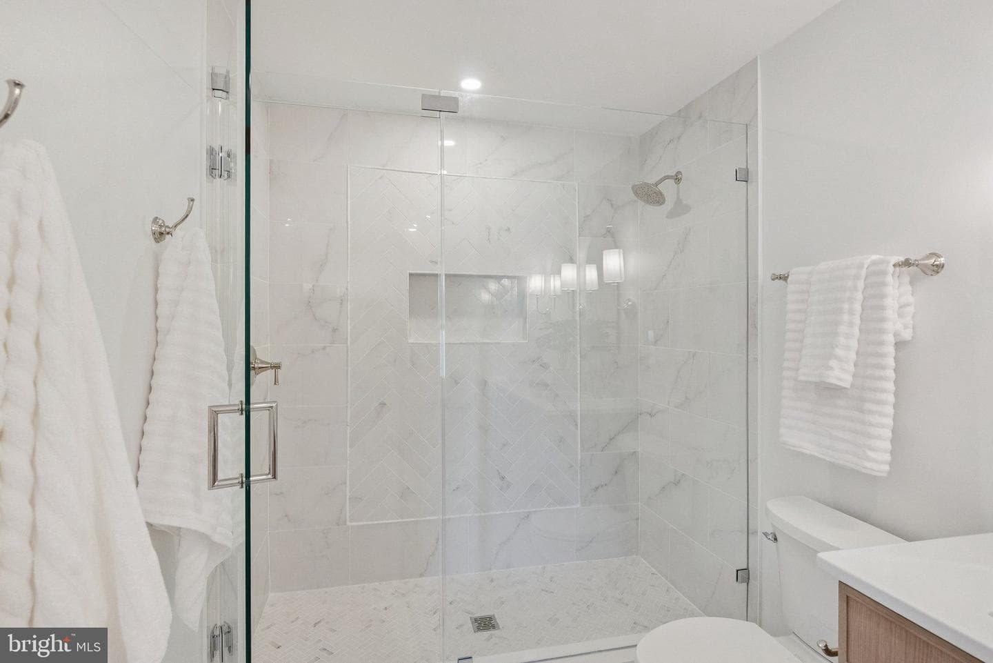 6469 Second Street photo 23