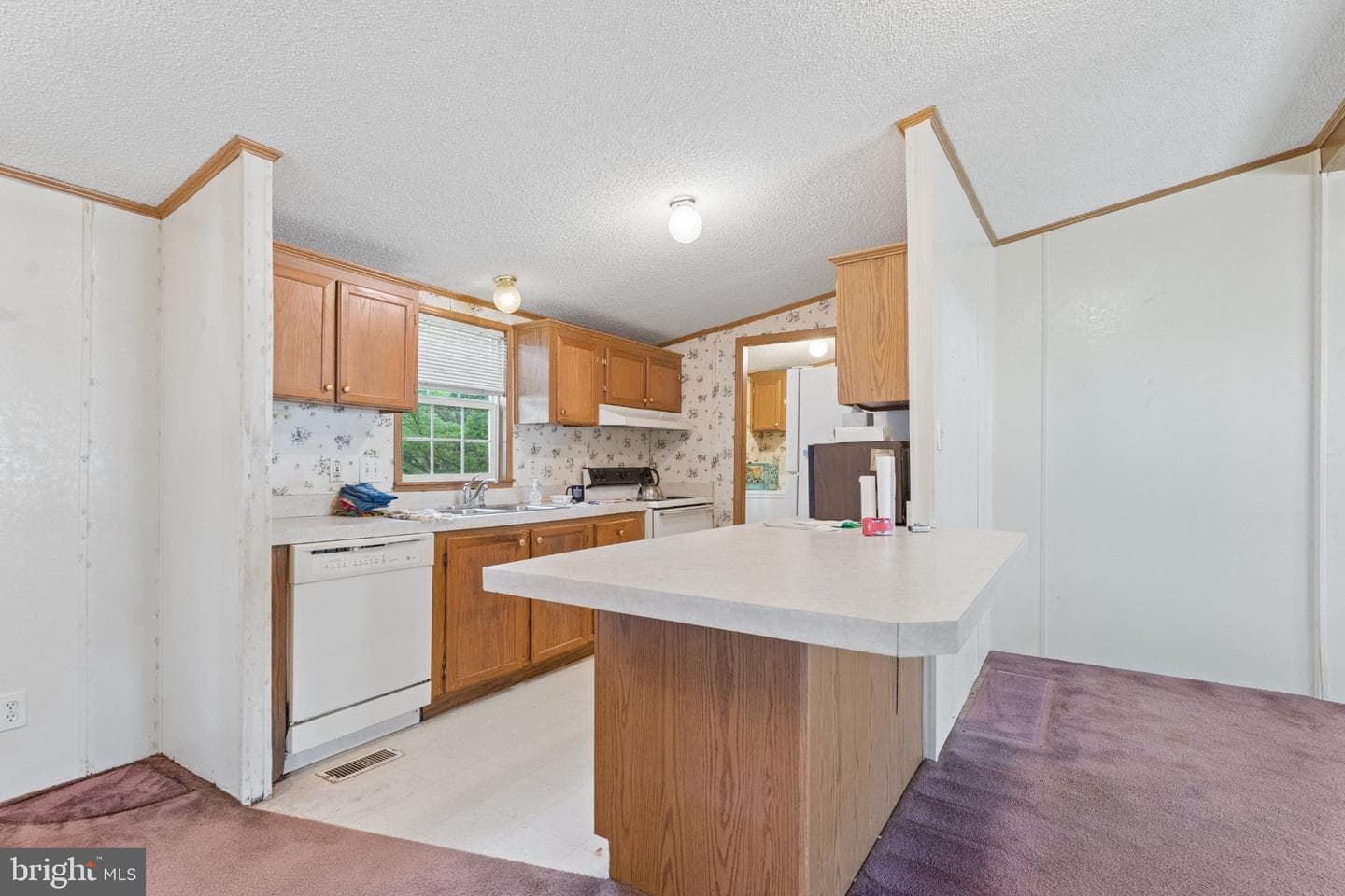 14611 Northwest Place photo 8