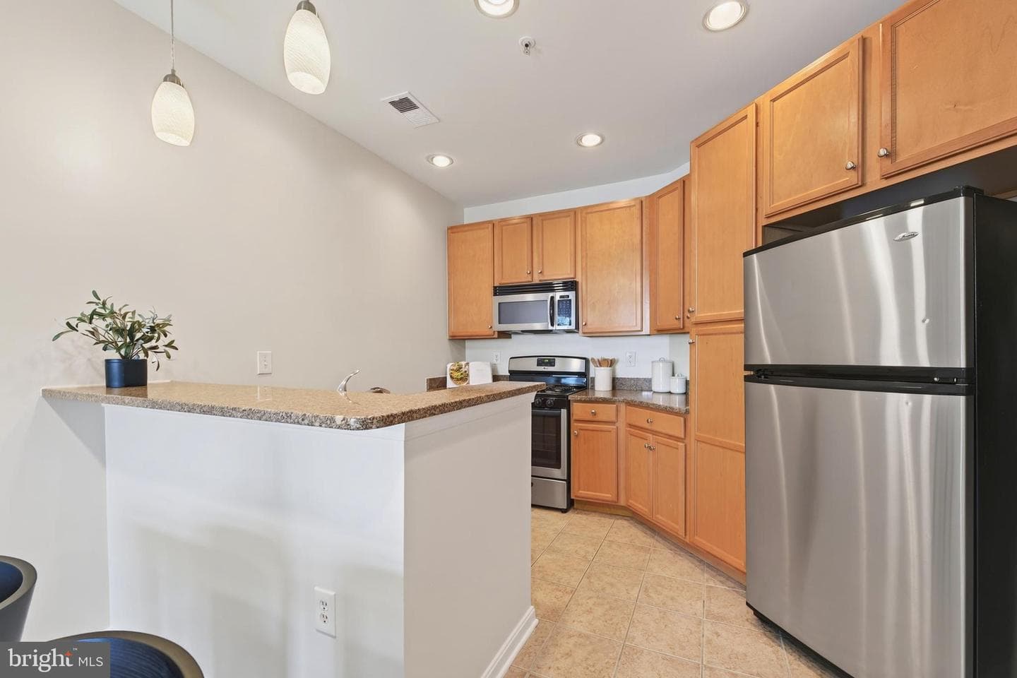 2655 Prosperity Avenue #311 photo 10