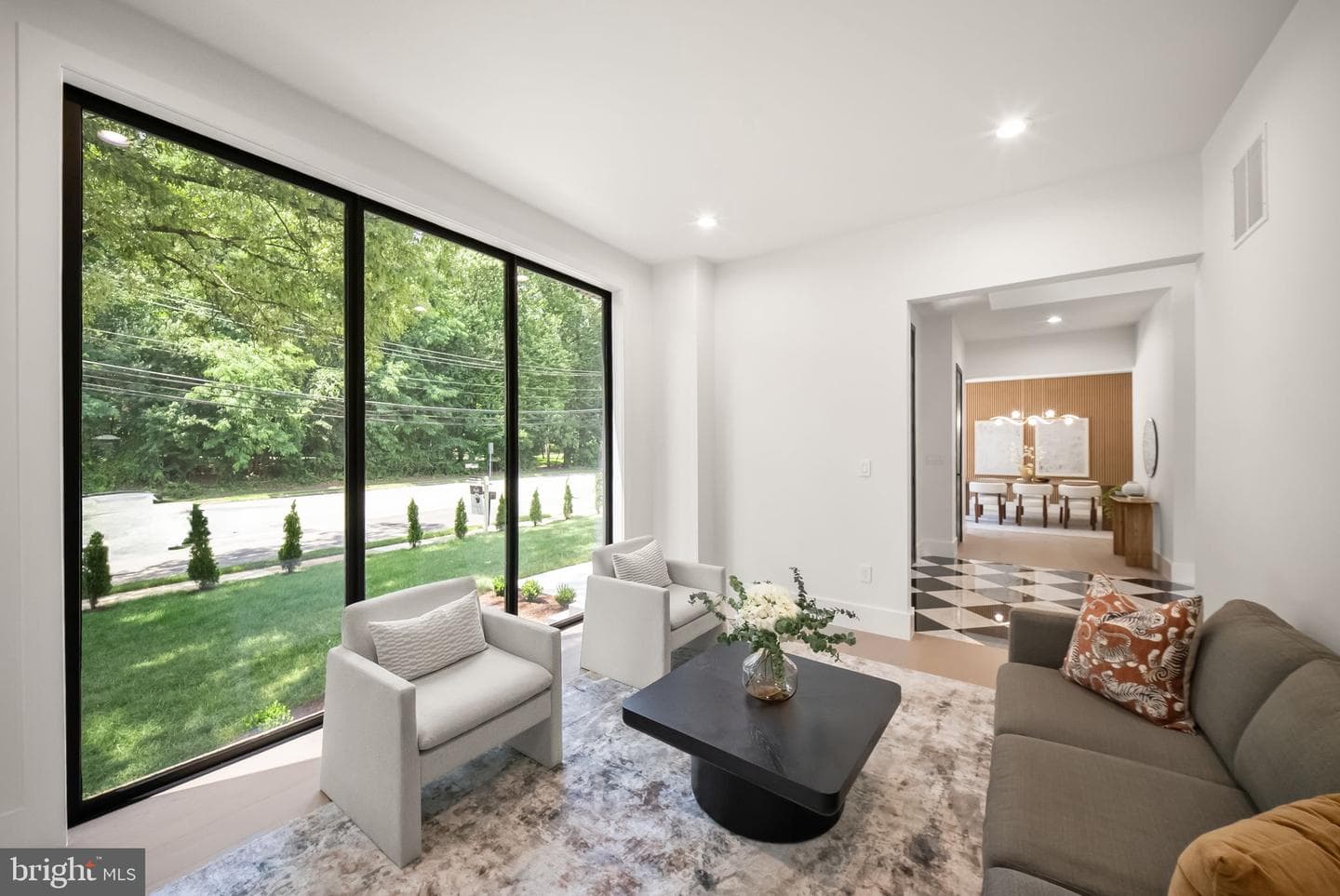 2537 Gallows Road photo 10