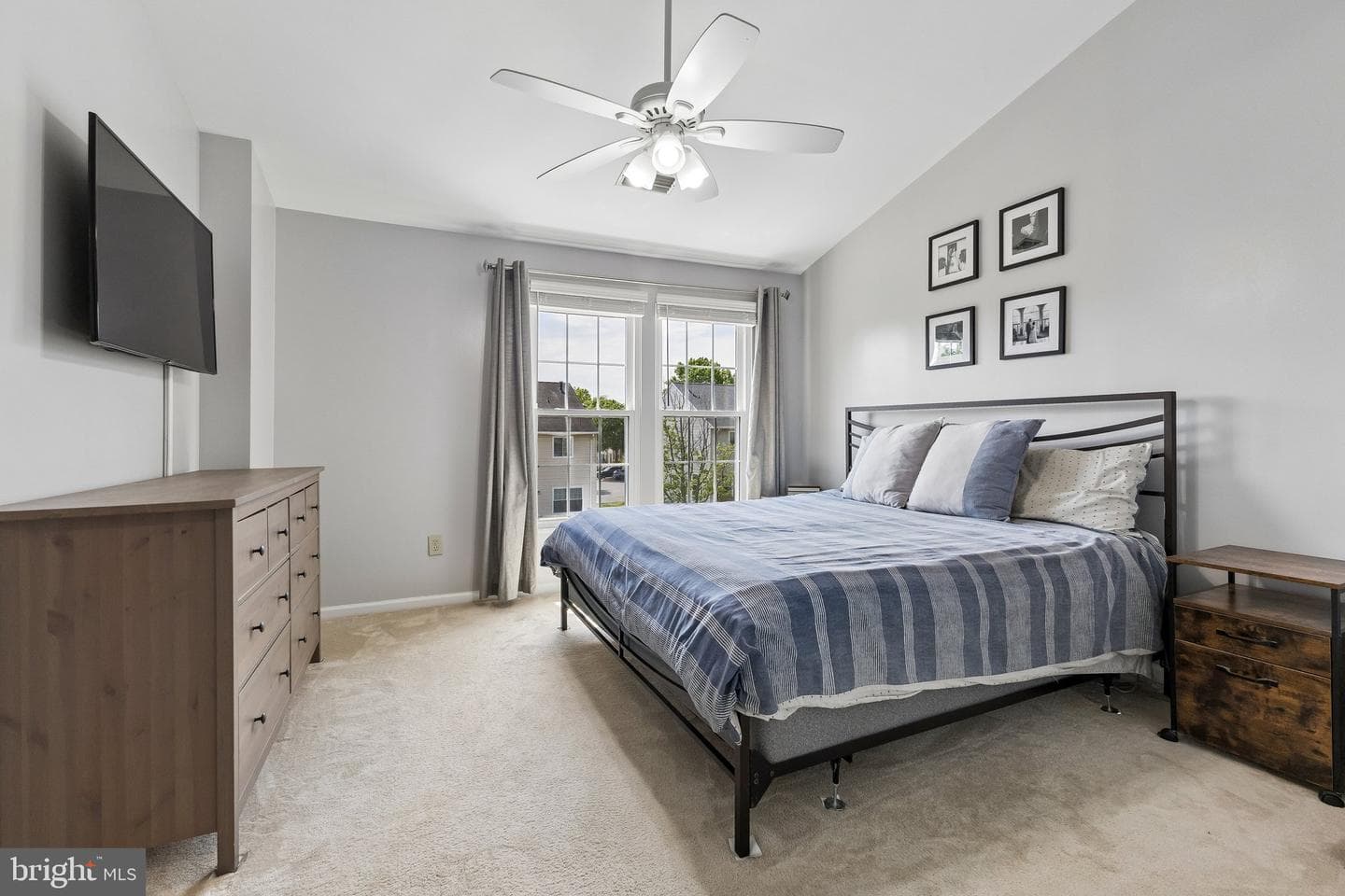 7452 Gadsby Square photo 13