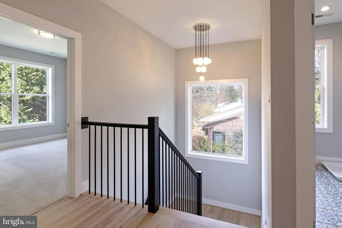 125 Casmar Street SE photo 19