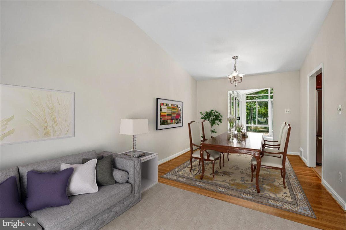 4207 Adrienne Drive photo 21