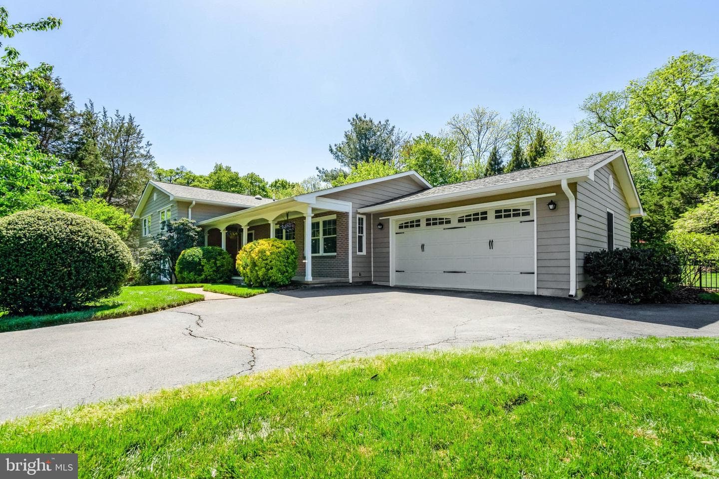 4510 Rhett Ln