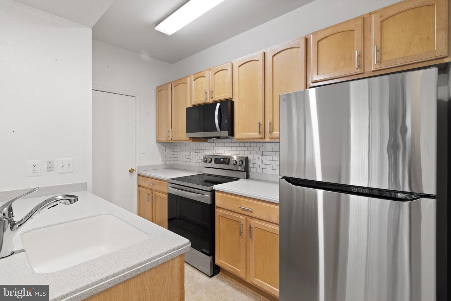 3912 Penderview Drive #528 photo 6