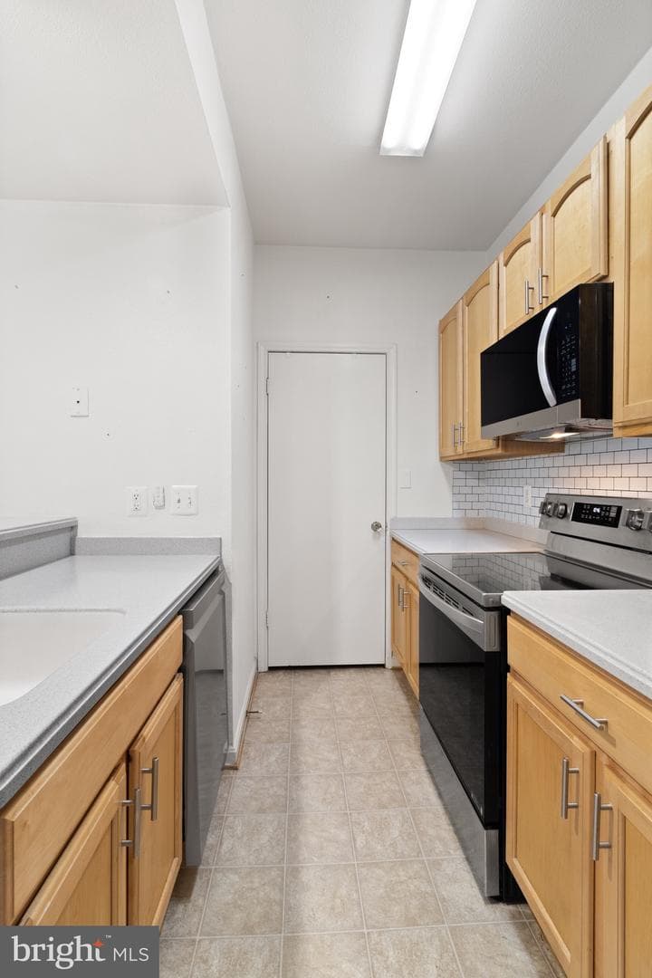 3912 Penderview Drive #528 photo 7