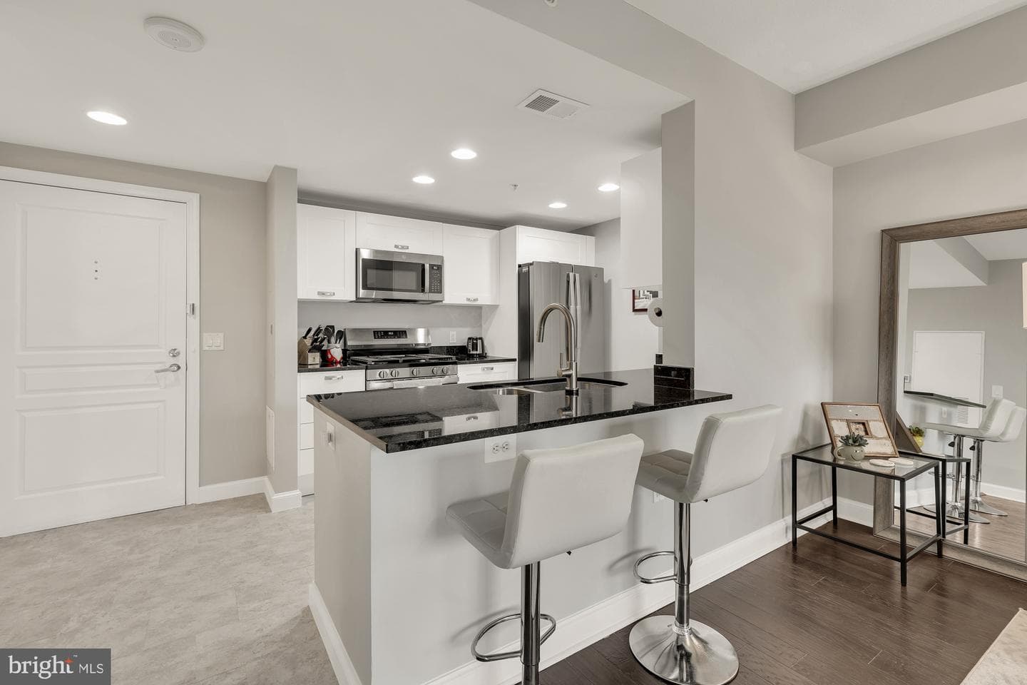 2451 Midtown Avenue #501 photo 10