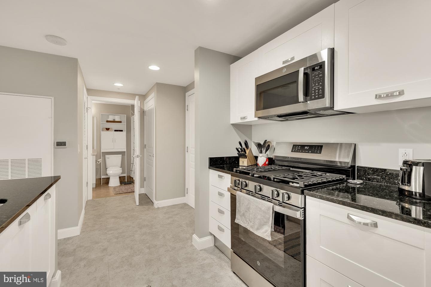 2451 Midtown Avenue #501 photo 7