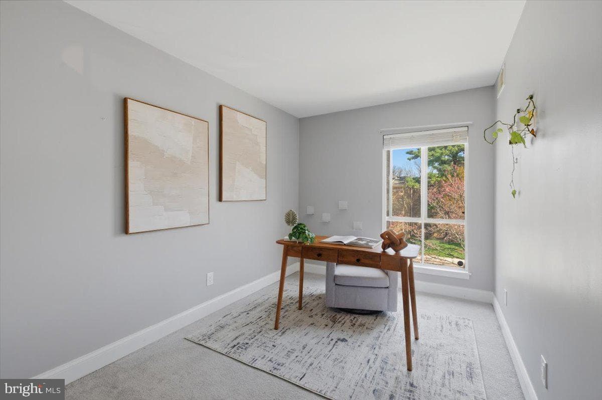 2322 Freetown Court #8/21c photo 16