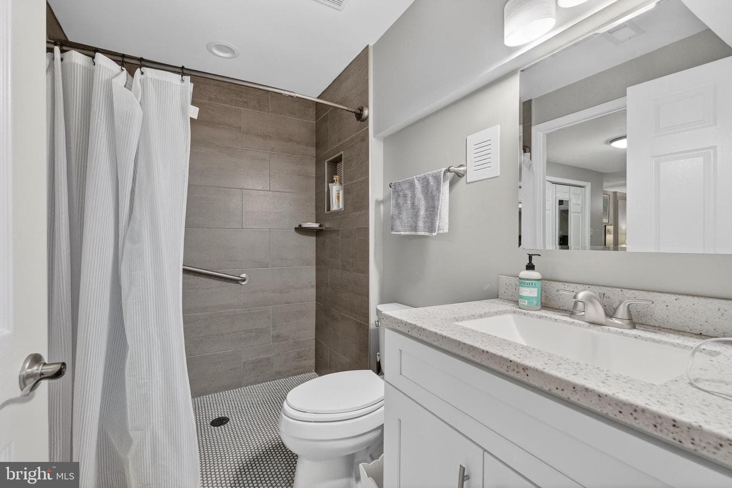 5900 Innisvale Drive photo 40
