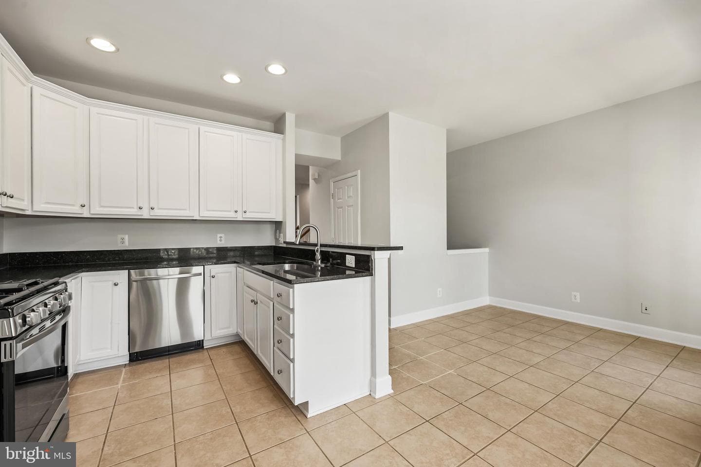 13736 Copper Kettle Place photo 10