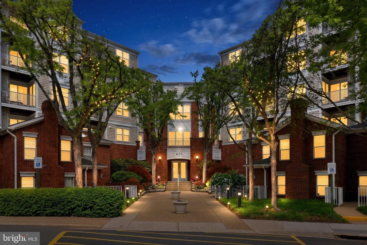 1625 International Drive #316, Mclean
