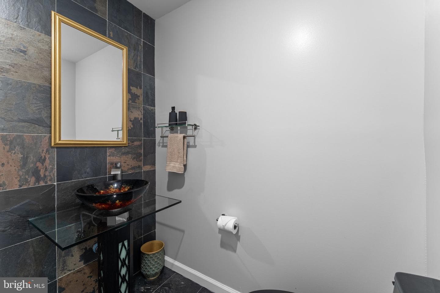 6829 Little River Turnpike photo 37