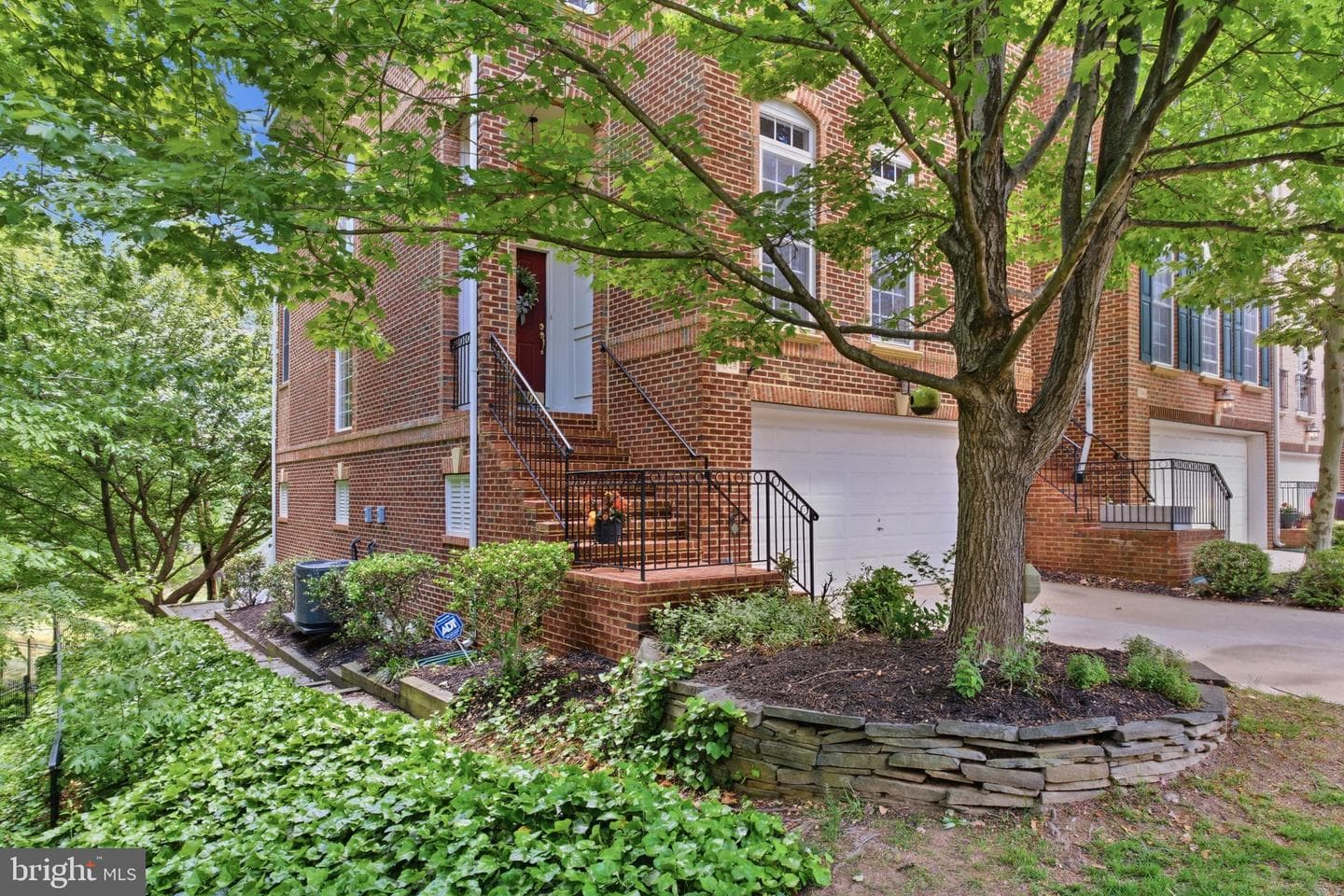 7046 Mundy Point Court photo 40