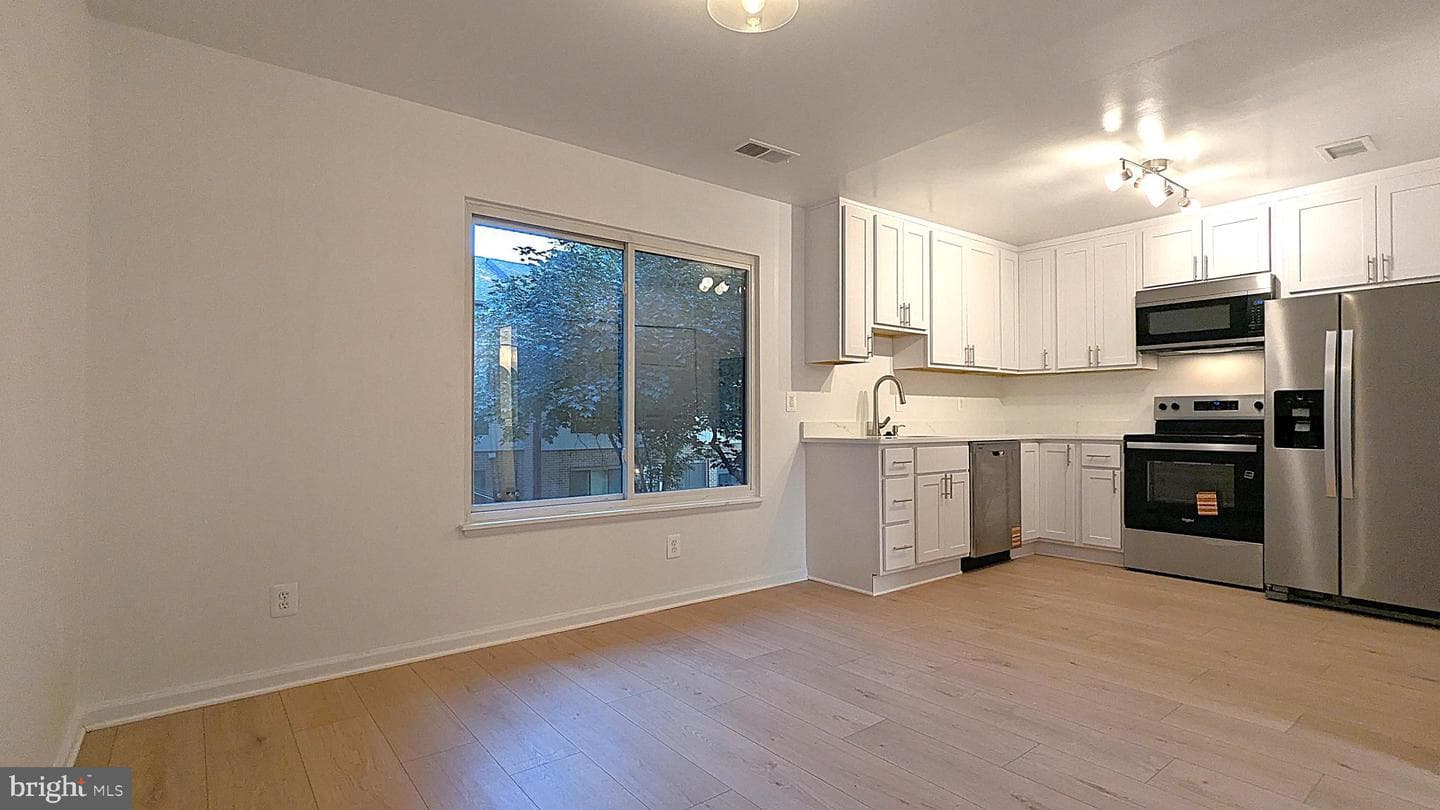 1667 Westwind Way #1667 photo 18