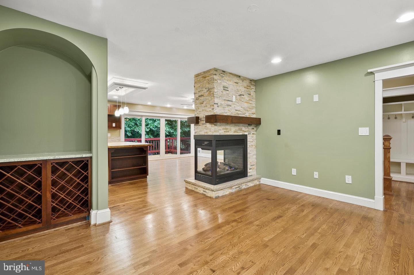 3903 Ivydale Drive photo 7