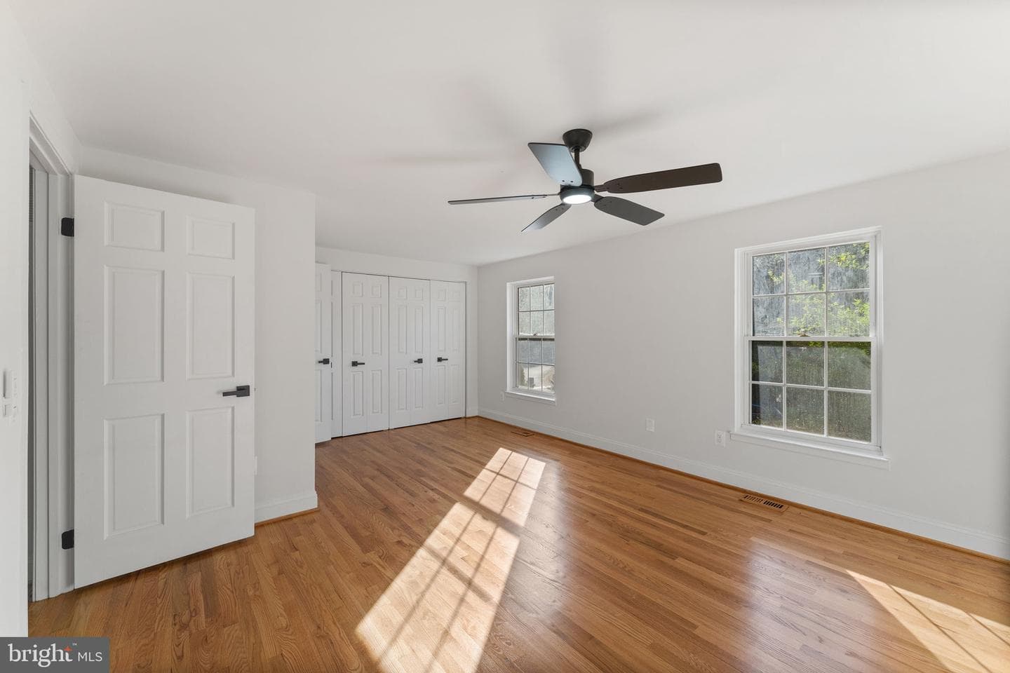5926 Powells Landing Road photo 20
