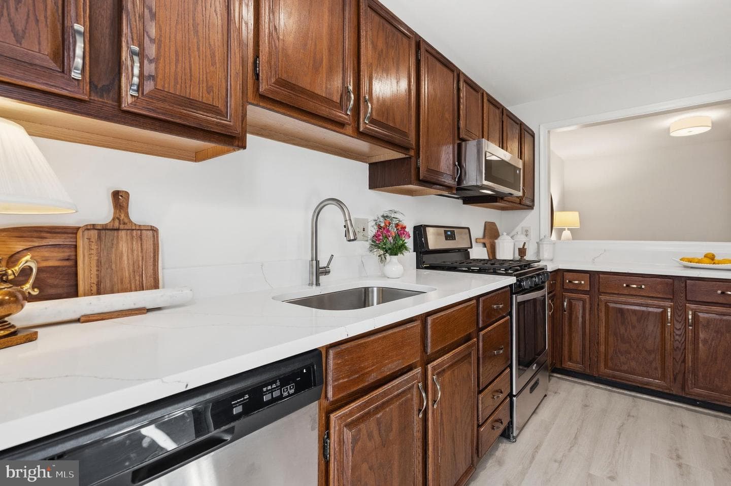 10026 Oakton Terrace Road photo 19