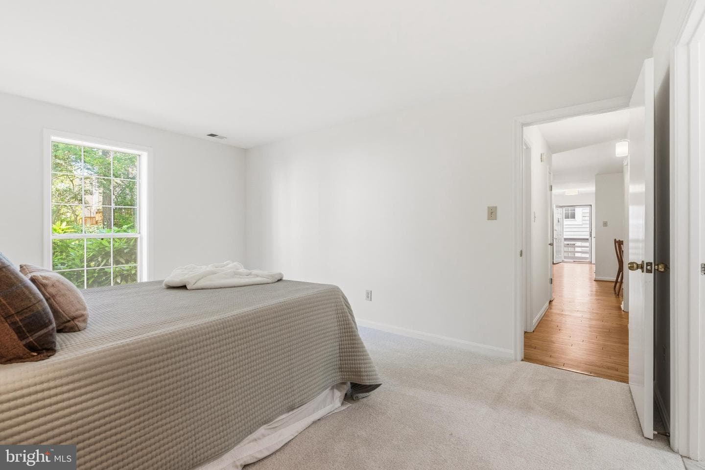 10026 Oakton Terrace Road photo 24