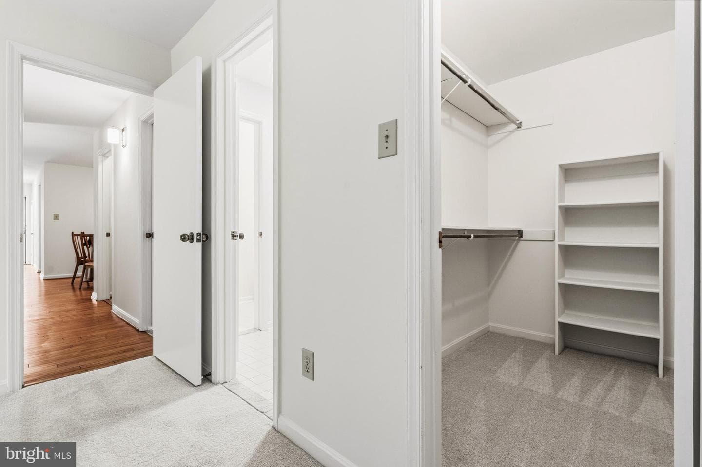 10026 Oakton Terrace Road photo 25