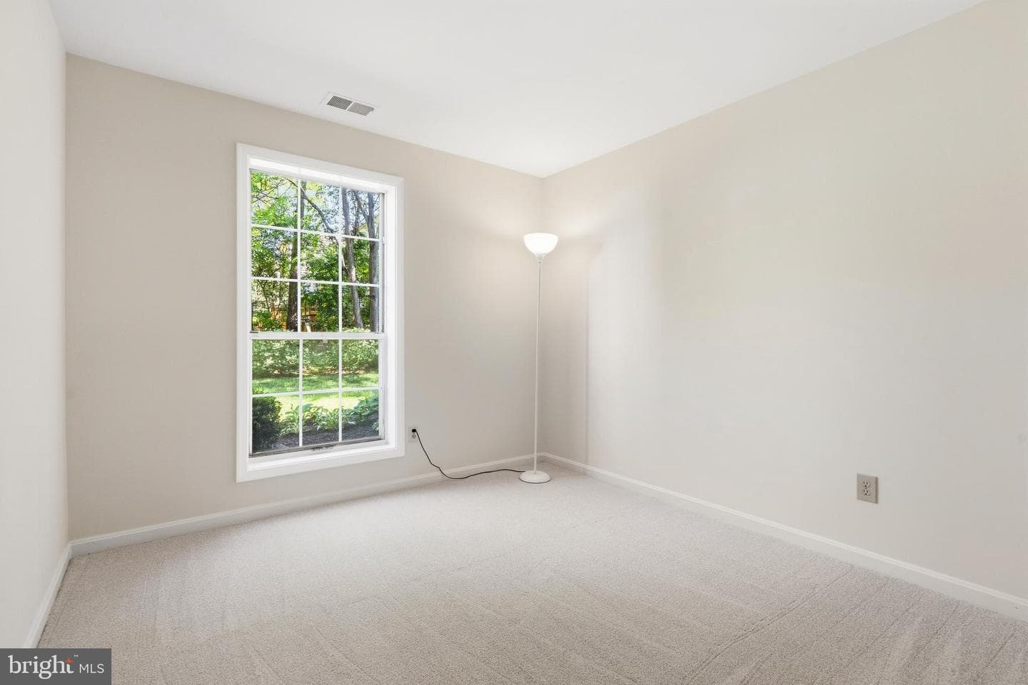 10026 Oakton Terrace Road photo 27