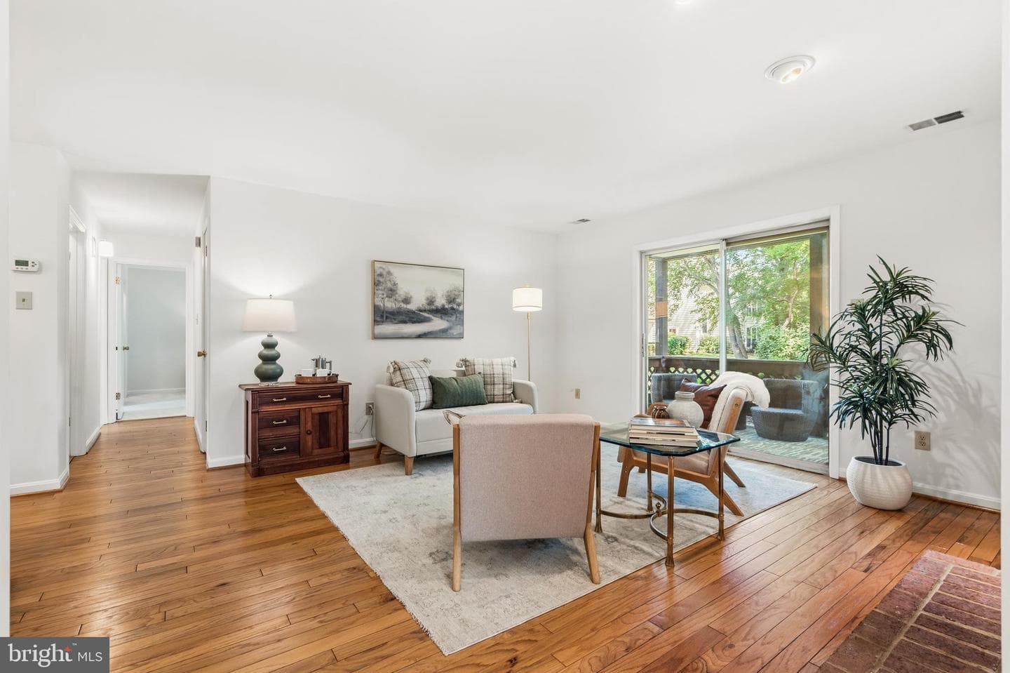 10026 Oakton Terrace Road photo 3