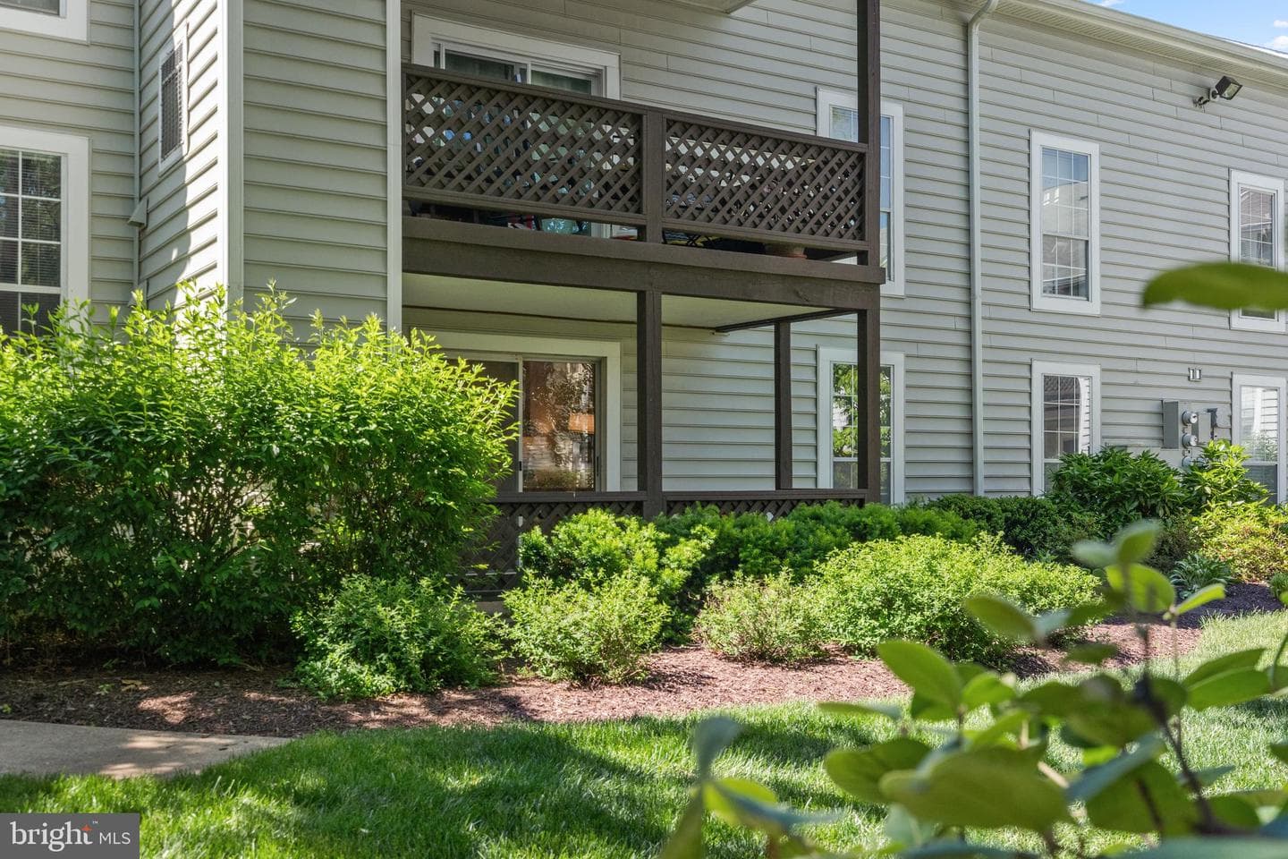 10026 Oakton Terrace Road photo 35