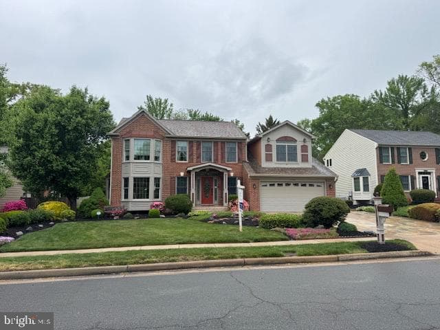 2304 Lakeshire Drive photo 3