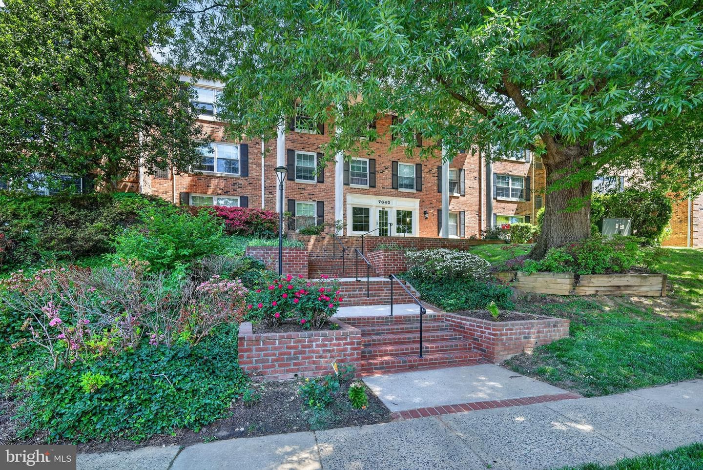 7640 Tremayne Pl # 102 photo 2