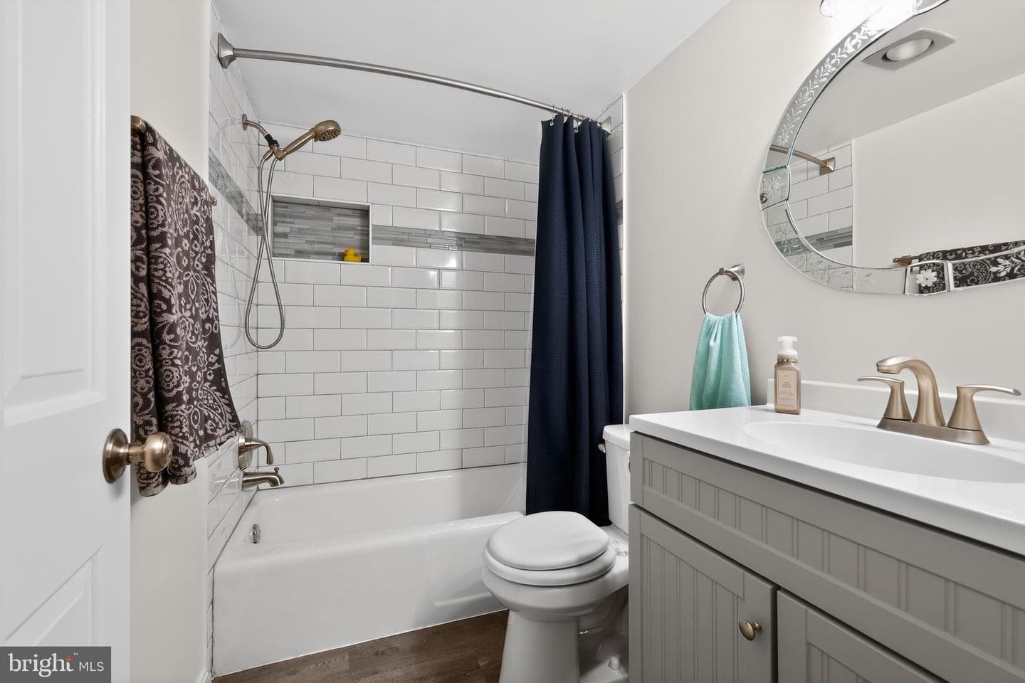 7640 Tremayne Pl # 102 photo 5